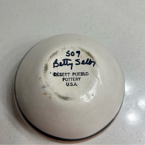Betty Selby 507 Small Vase Pueblo Pottery USA - Picture 5 of 6